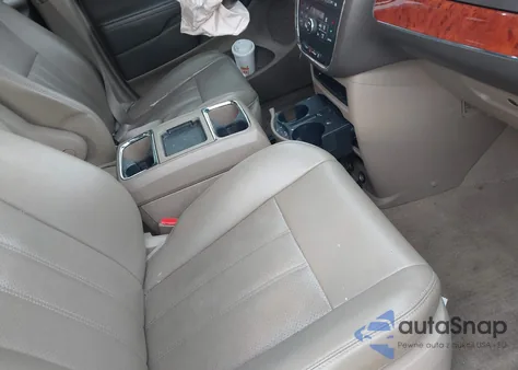 2014 Chrysler Town & Country Touring-L из США, поврежденный, VIN 2C4RC1CG0ER409657